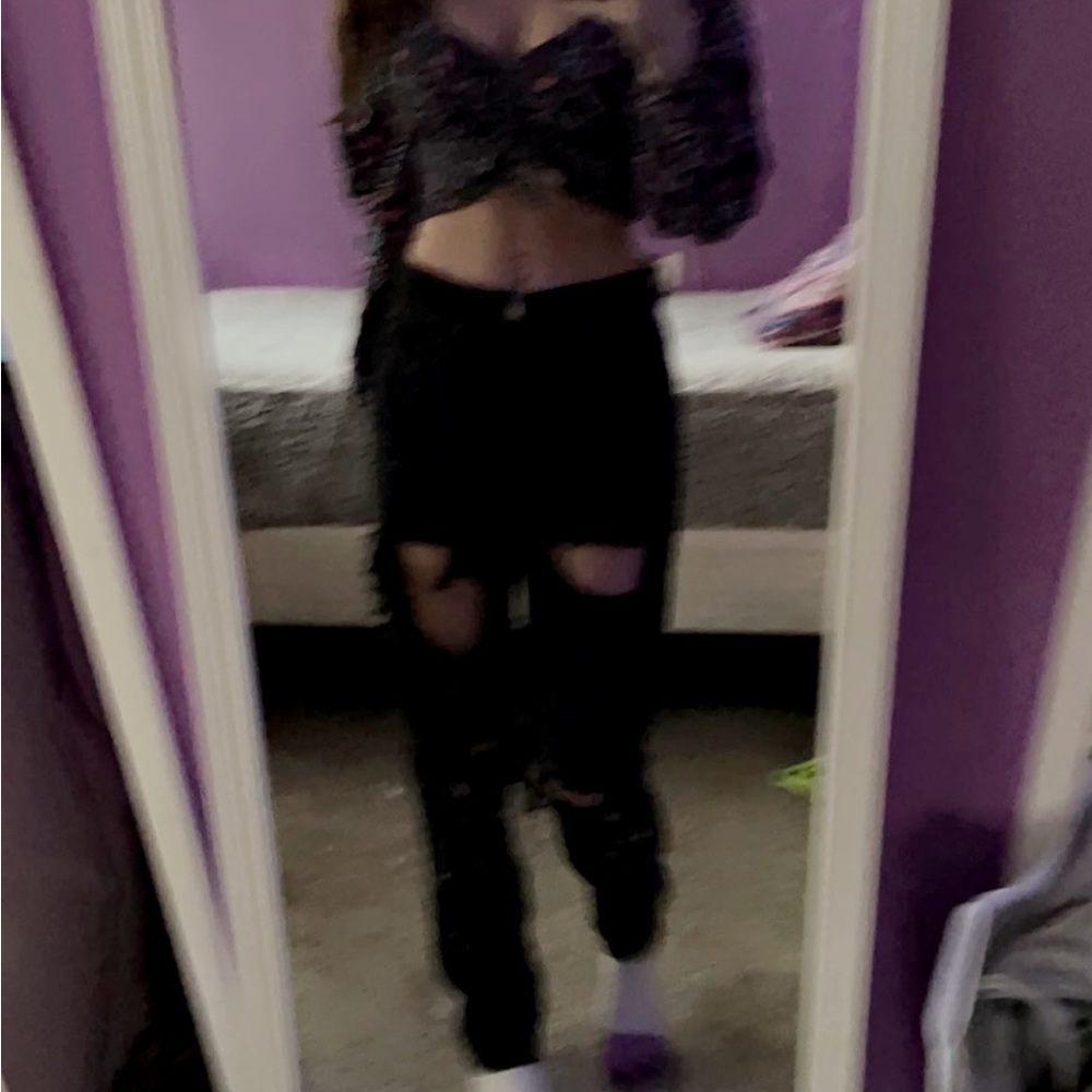 black AE mom jeans